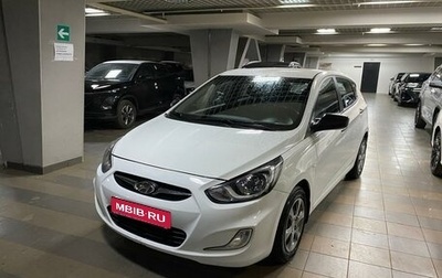 Hyundai Solaris II рестайлинг, 2013 год, 960 000 рублей, 1 фотография