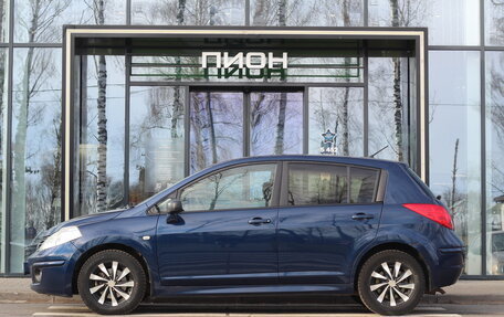 Nissan Tiida, 2010 год, 650 000 рублей, 2 фотография