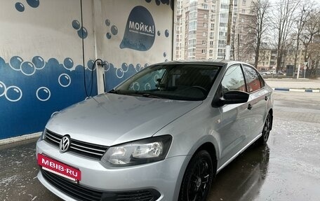 Volkswagen Polo VI (EU Market), 2013 год, 864 000 рублей, 4 фотография