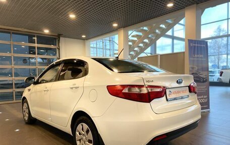 KIA Rio III рестайлинг, 2012 год, 850 000 рублей, 5 фотография