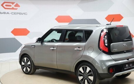 KIA Soul II рестайлинг, 2018 год, 1 790 000 рублей, 7 фотография