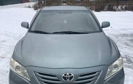 Toyota Camry, 2009 год, 1 070 000 рублей, 1 фотография