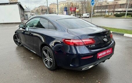 Mercedes-Benz E-Класс, 2018 год, 4 400 000 рублей, 3 фотография