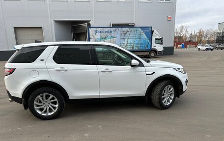 Land Rover Discovery Sport I рестайлинг, 2017 год, 2 750 000 рублей, 7 фотография