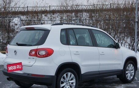 Volkswagen Tiguan I, 2010 год, 1 280 000 рублей, 2 фотография