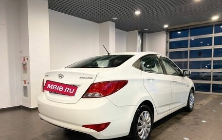 Hyundai Solaris II рестайлинг, 2015 год, 915 000 рублей, 3 фотография