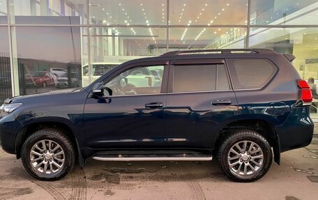 Toyota Land Cruiser Prado 150 рестайлинг 2, 2018 год, 5 249 000 рублей, 8 фотография