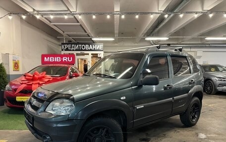 Chevrolet Niva I рестайлинг, 2011 год, 475 000 рублей, 2 фотография