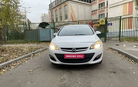 Opel Astra J, 2012 год, 645 000 рублей, 1 фотография