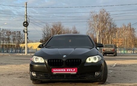 BMW 5 серия, 2011 год, 1 850 000 рублей, 2 фотография