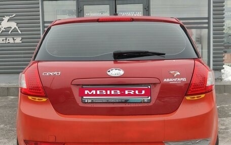 KIA cee'd I рестайлинг, 2010 год, 655 000 рублей, 19 фотография