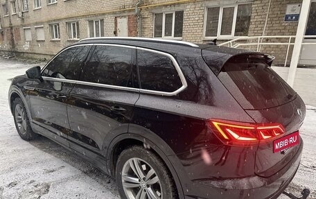 Volkswagen Touareg III, 2018 год, 5 090 000 рублей, 4 фотография