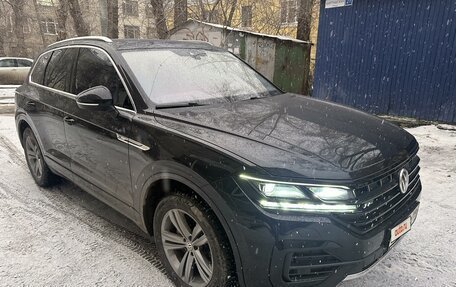 Volkswagen Touareg III, 2018 год, 5 090 000 рублей, 10 фотография