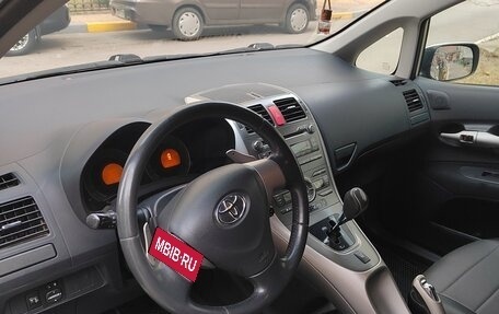 Toyota Auris II, 2008 год, 699 000 рублей, 3 фотография