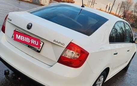 Skoda Rapid I, 2015 год, 870 000 рублей, 5 фотография