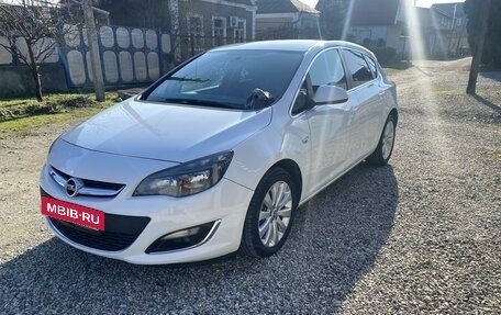 Opel Astra J, 2014 год, 1 290 000 рублей, 5 фотография