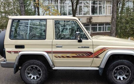 Toyota Land Cruiser 70, 2022 год, 7 200 000 рублей, 6 фотография