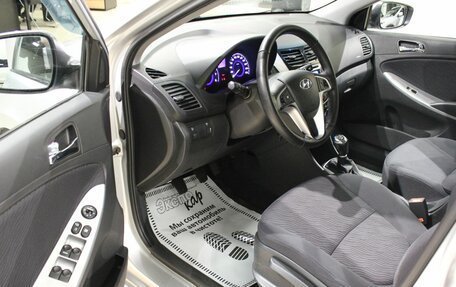 Hyundai Solaris II рестайлинг, 2012 год, 795 000 рублей, 9 фотография