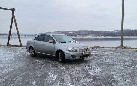 Toyota Avensis III рестайлинг, 2007 год, 800 000 рублей, 1 фотография