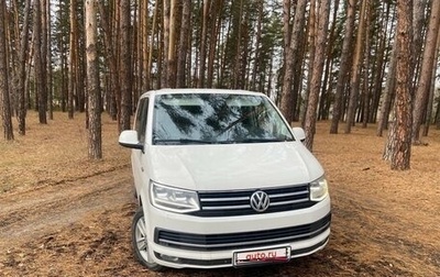 Volkswagen Multivan T6 рестайлинг, 2015 год, 3 350 000 рублей, 1 фотография