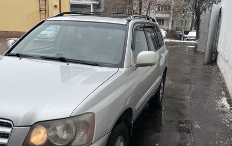 Toyota Highlander III, 2002 год, 1 140 000 рублей, 2 фотография