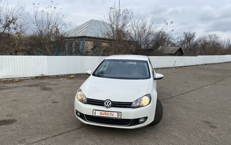 Volkswagen Golf VI, 2011 год, 900 000 рублей, 2 фотография