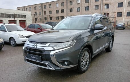 Mitsubishi Outlander III рестайлинг 3, 2021 год, 2 550 000 рублей, 1 фотография