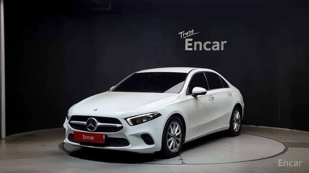 Mercedes-Benz A-Класс W177, 2020 год, 2 560 000 рублей, 1 фотография