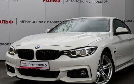 BMW 4 серия, 2018 год, 3 050 000 рублей, 26 фотография