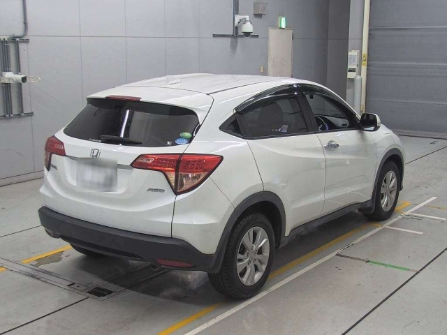 Honda Vezel, 2016 год, 1 720 000 рублей, 4 фотография