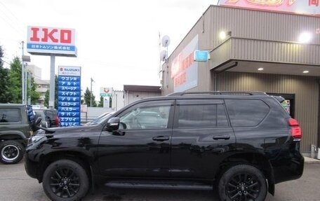 Toyota Land Cruiser Prado 150 рестайлинг 2, 2020 год, 3 304 000 рублей, 4 фотография