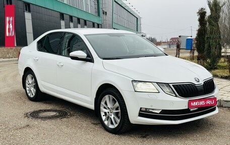 Skoda Octavia, 2017 год, 1 985 000 рублей, 14 фотография