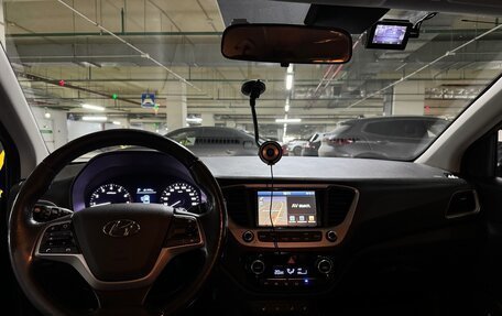 Hyundai Solaris II рестайлинг, 2017 год, 1 400 000 рублей, 16 фотография