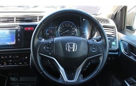 Honda Grace I, 2015 год, 1 147 500 рублей, 21 фотография