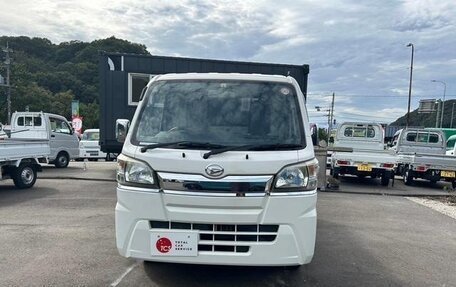 Daihatsu Hijet X, 2015 год, 748 000 рублей, 3 фотография