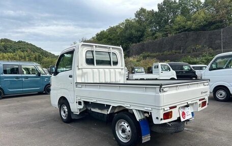 Daihatsu Hijet X, 2015 год, 748 000 рублей, 11 фотография