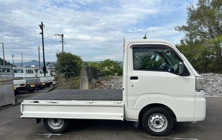 Daihatsu Hijet X, 2015 год, 748 000 рублей, 7 фотография