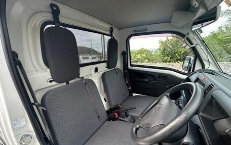 Daihatsu Hijet X, 2015 год, 748 000 рублей, 19 фотография