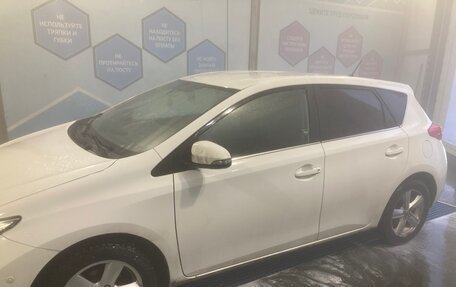 Toyota Auris II, 2013 год, 1 500 000 рублей, 5 фотография