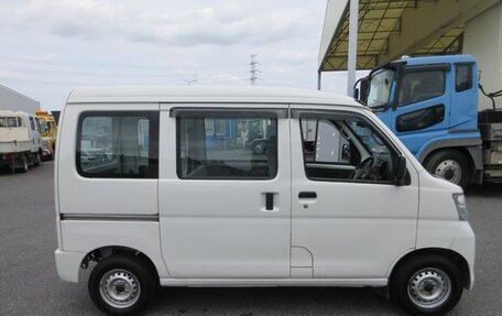 Daihatsu Hijet X, 2017 год, 645 000 рублей, 4 фотография