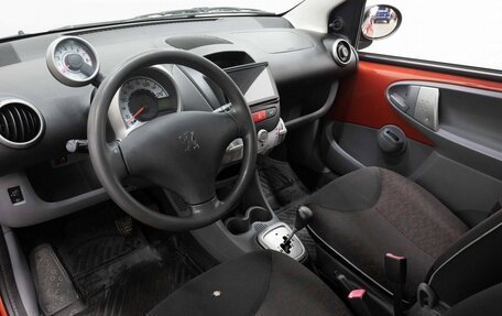 Peugeot 107 I рестайлинг, 2009 год, 375 000 рублей, 9 фотография