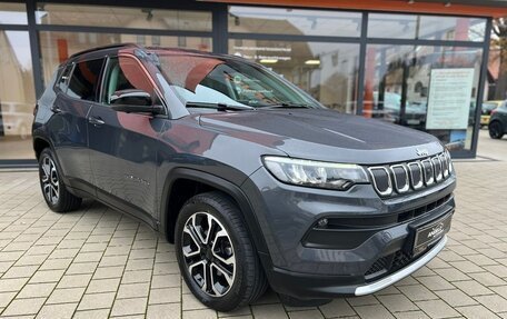 Jeep Compass II, 2022 год, 3 790 000 рублей, 1 фотография