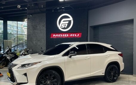 Lexus RX IV рестайлинг, 2019 год, 4 850 000 рублей, 1 фотография