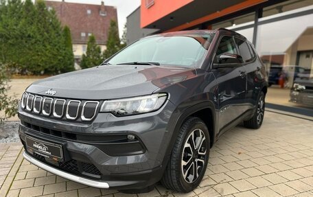 Jeep Compass II, 2022 год, 3 790 000 рублей, 4 фотография