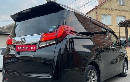 Toyota Alphard III, 2017 год, 4 150 000 рублей, 6 фотография