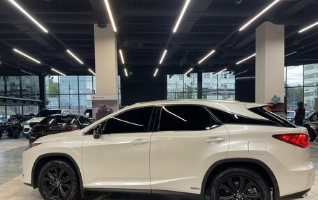 Lexus RX IV рестайлинг, 2019 год, 4 850 000 рублей, 8 фотография