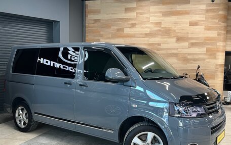 Volkswagen Transporter T5 рестайлинг, 2014 год, 2 400 000 рублей, 5 фотография