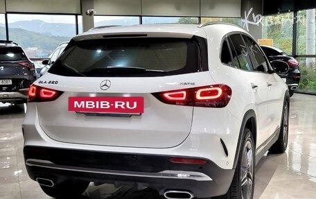 Mercedes-Benz GLA, 2020 год, 3 300 000 рублей, 4 фотография