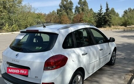 Renault Clio III, 2011 год, 850 000 рублей, 3 фотография