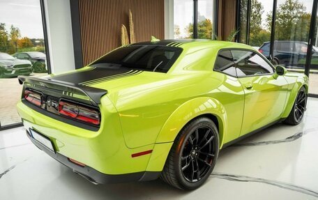 Dodge Challenger III рестайлинг 2, 2020 год, 8 900 000 рублей, 6 фотография